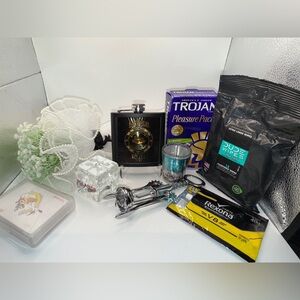 Funny Las Vegas Bachelor/Bachelorette/ Birthday Party Survival & Souvenir Bundle